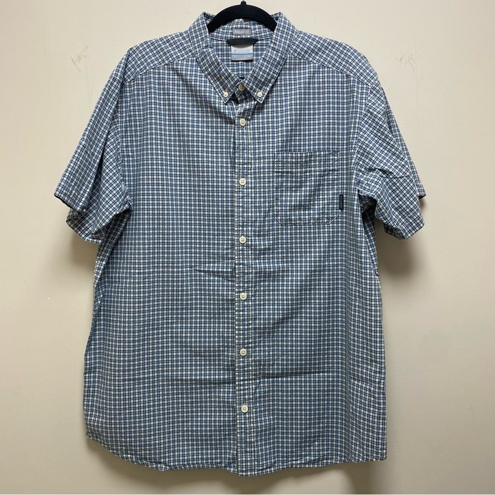 Columbia Men’s Regular Fit Short Sleeve Button Down Blue Plaid XL